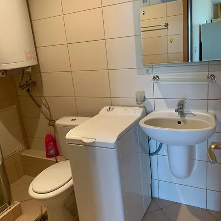 Harmony Hills Tomovi K32 *