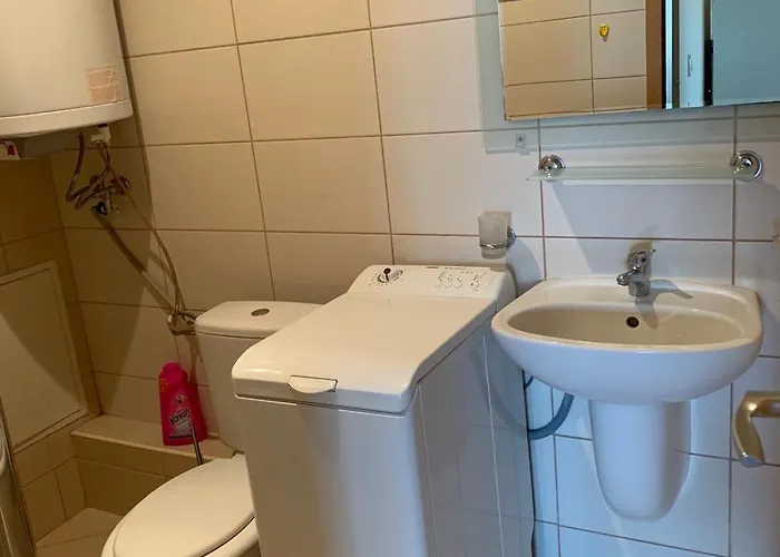 Harmony Hills Tomovi K32 *